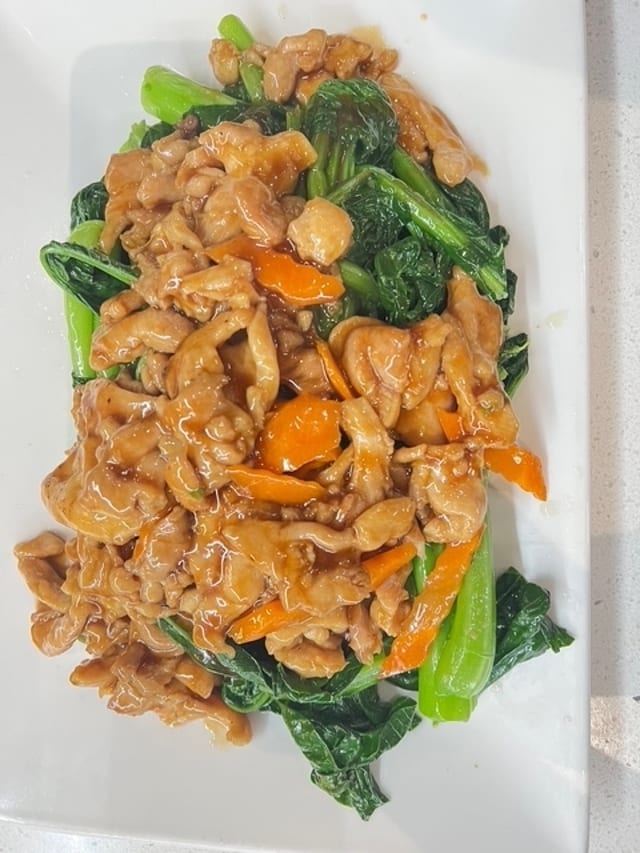 97 芥蓝鸡 CHICKEN WITH CHINESE BROCCOLI.