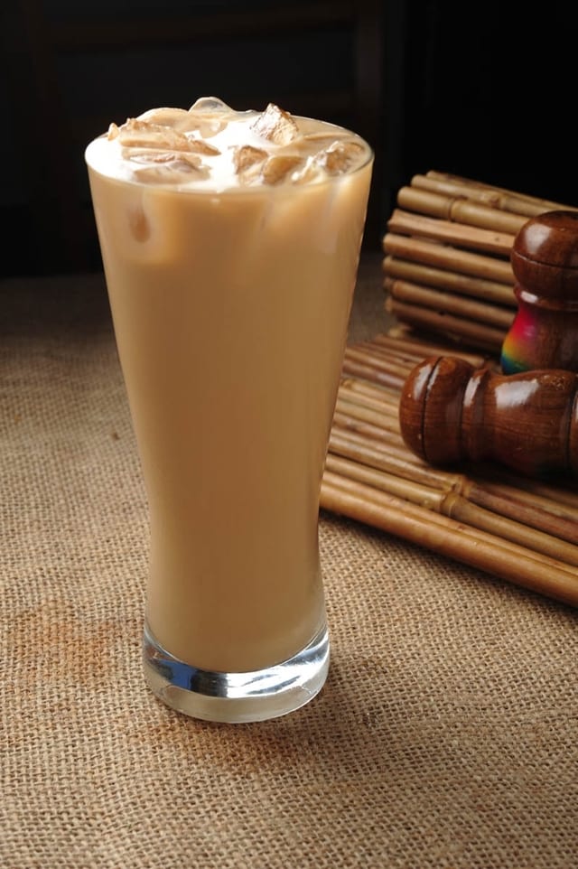 奶茶 MILK TEA.