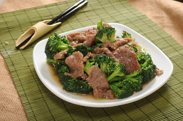 107 西兰牛 BROCCOLI BEEF.