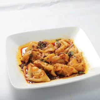 20 红油炒手 SPICY WONTON (10)