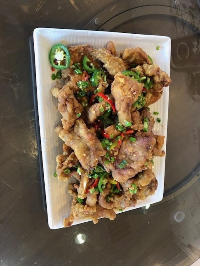 88 椒盐骨 SALT & PEPPER PORK CHOP.