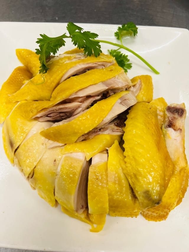 78 招牌贵妃鸡 (半只) MAMA’S LU STEAMED CHICKEN (H).