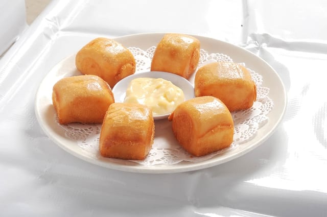 23 炸椰香馒头 CRISPY FRIED COCONUT BREAD (6).