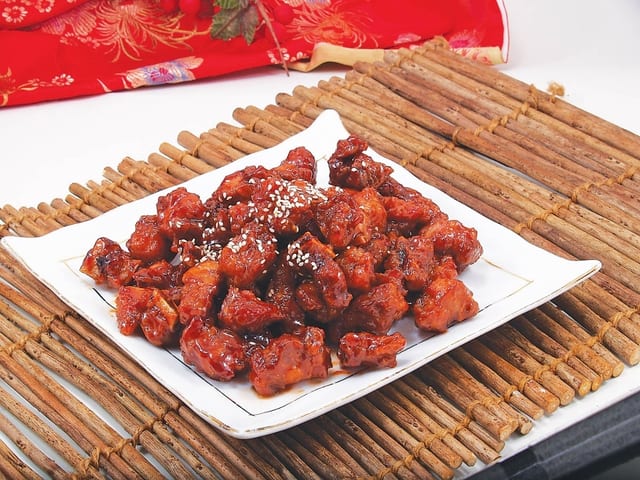 93 糖醋小排 SWEET & SOUR SPARERIBS.