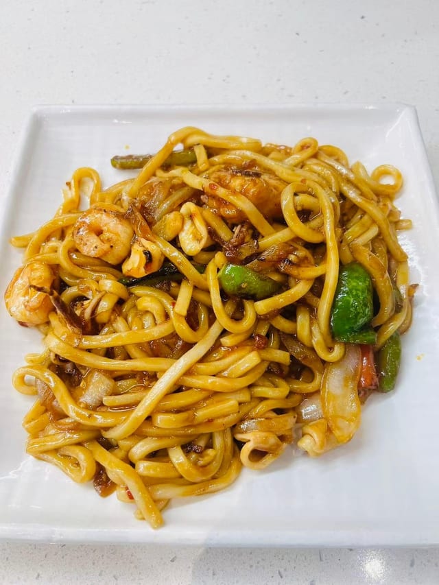 61 XO海鲜乌冬面 STIR FRIED UDON WITH XO SAUCE.