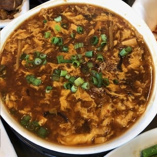 27 酸辣汤 HOT SOUR SOUP