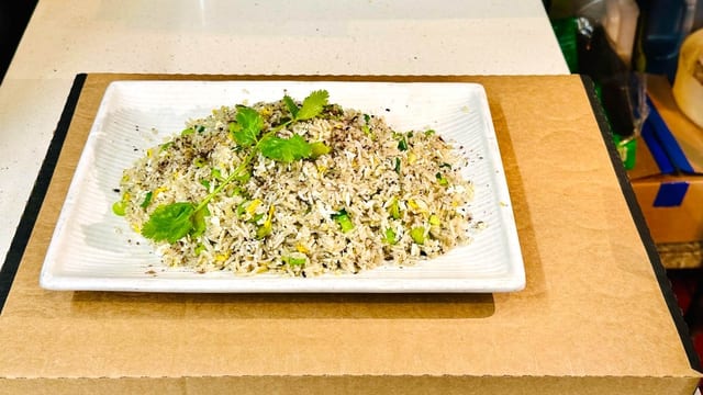L 松露炒饭 TRUFFLE FRIED RICE.